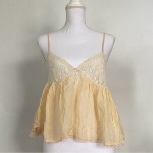 *****SOLD 💘*****Free people baby doll cami lace top 💛